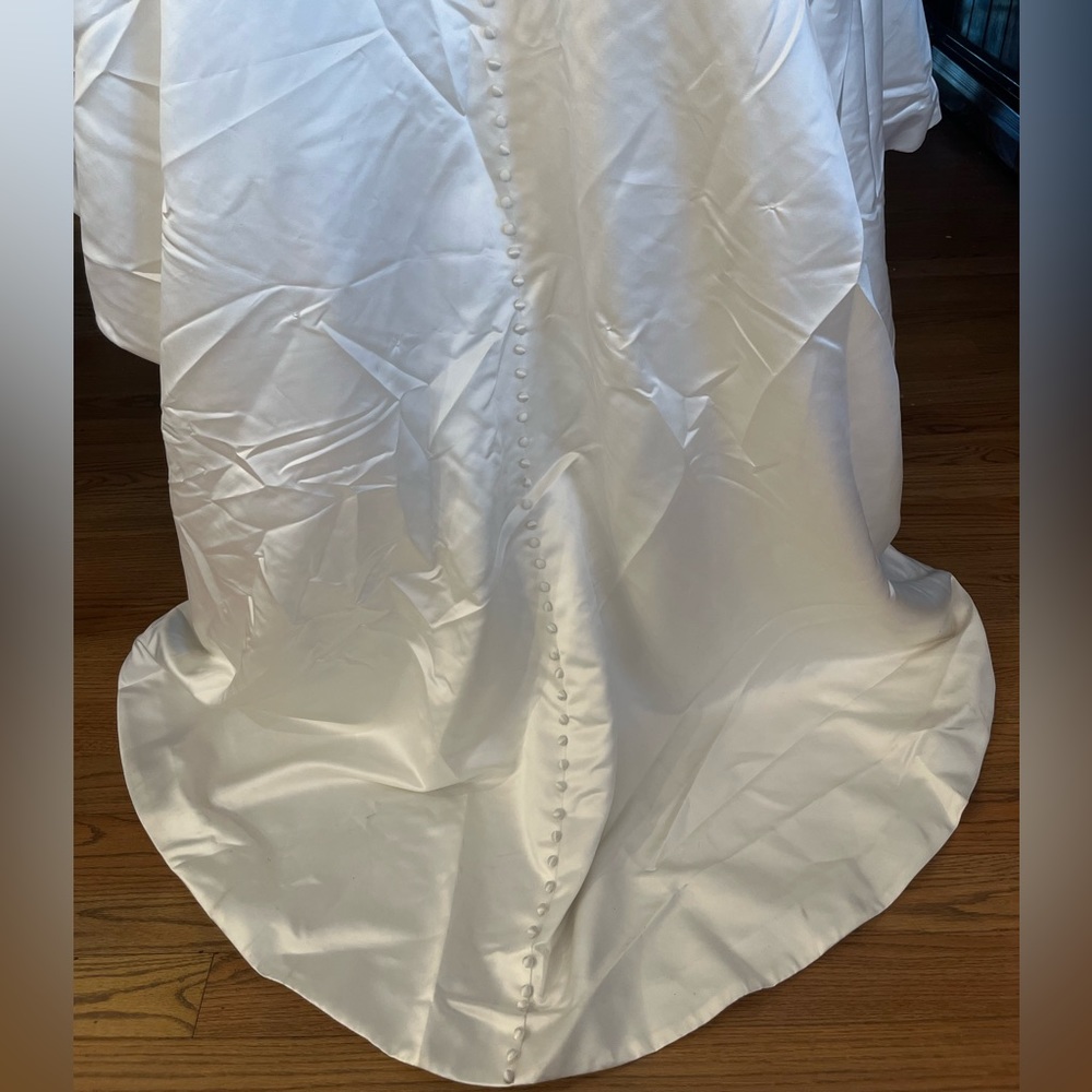 Strapless wedding dress lace up back - Picture 5 of 8